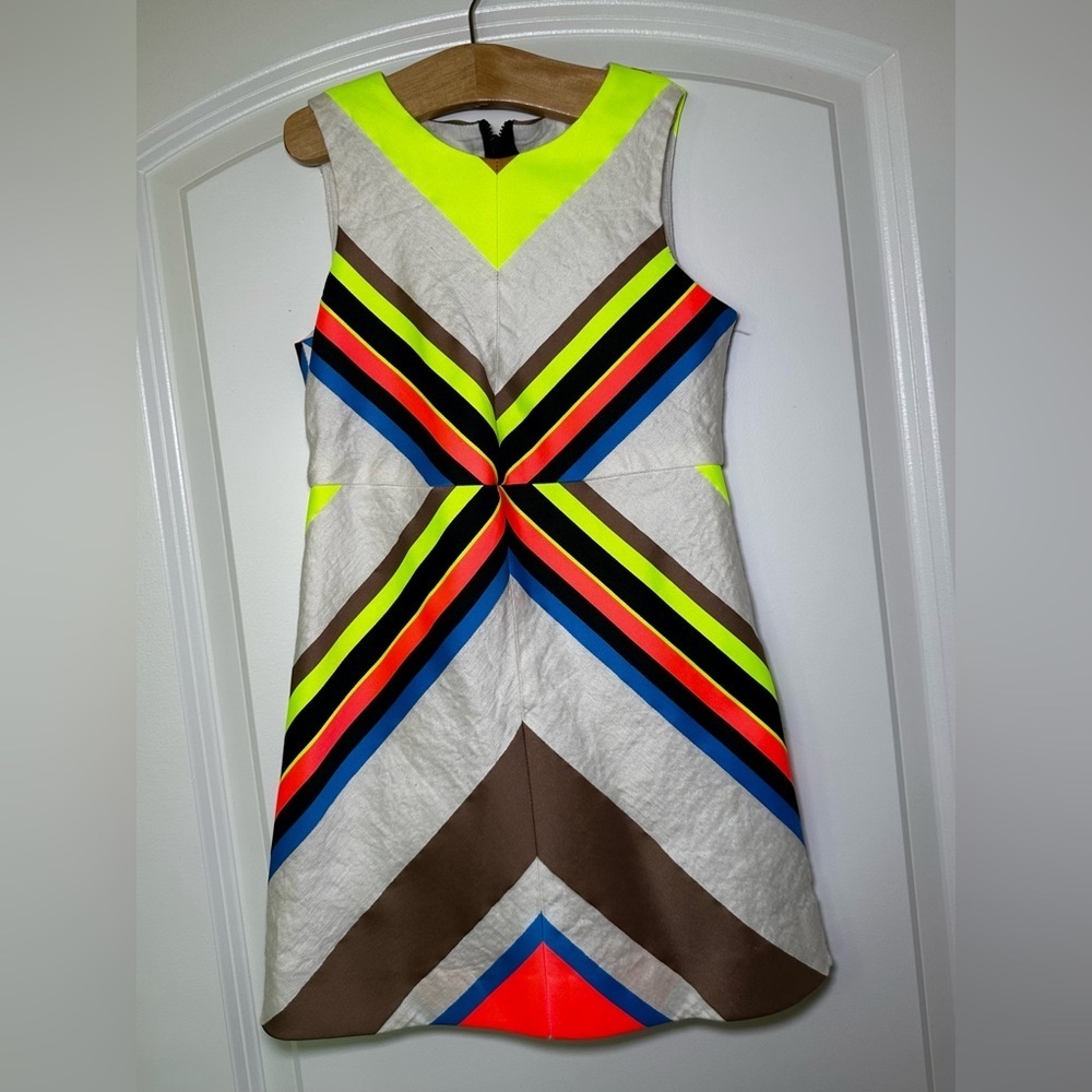 Milly Minis White Fabric Art Deco Print Shift Dress Sz 5 Boho Chic Luxury Spring